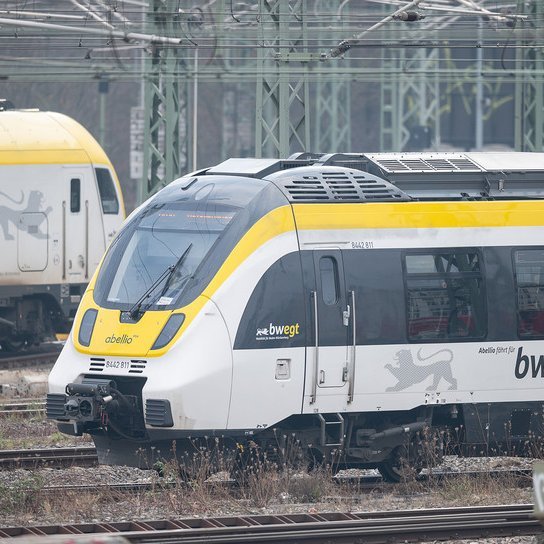 Abellio Zug mit bwegt Branding