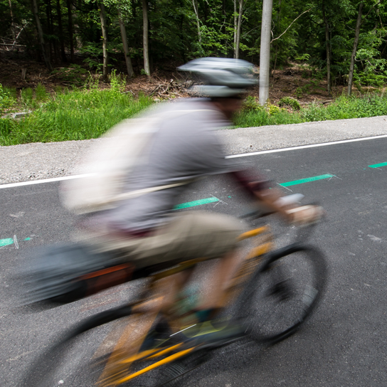 Radfahrer auf Radschnellweg