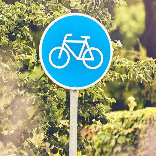 Verkehrsschild mit Fahrradzeichen