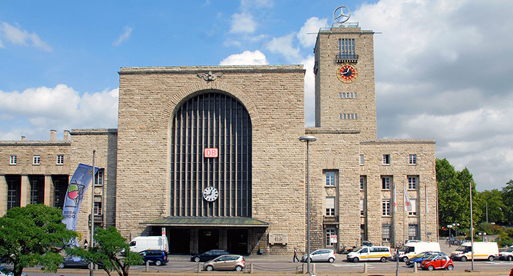 Foto vom Hauptbahnhof Stuttgart Frontansicht